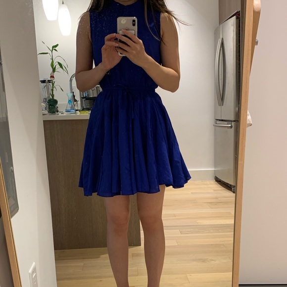 Dress - Picture 2 of 4